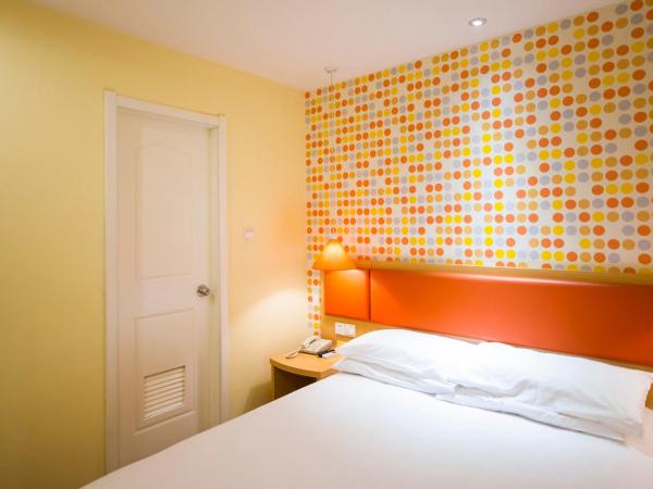 Home Inn Chongqing Shaping Park : photo 1 de la chambre chambre double