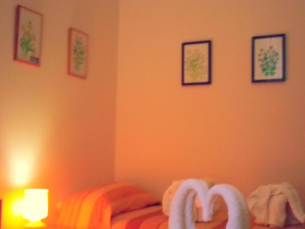 Amarfia Bed & Breakfast - Your Home In Salerno : photo 9 de la chambre chambre double