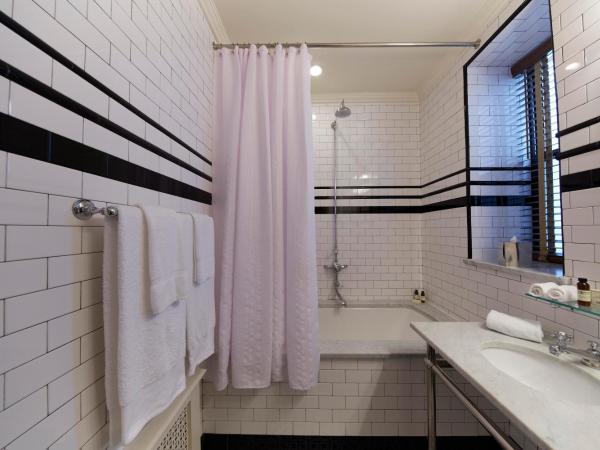 The Jane Hotel : photo 4 de la chambre cabine du capitaine avec salle de bains privative