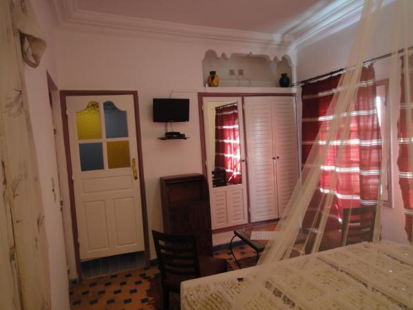 Hôtel Riad Gnaoua : photo 1 de la chambre chambre double (1-2 adultes)