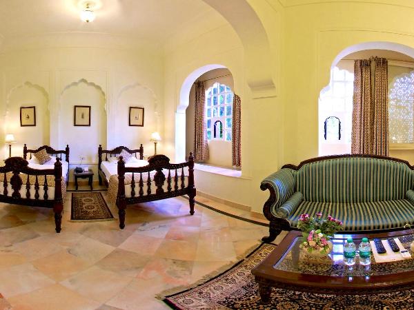 Alsisar Haveli - Heritage Hotel : photo 2 de la chambre chambre deluxe double ou lits jumeaux
