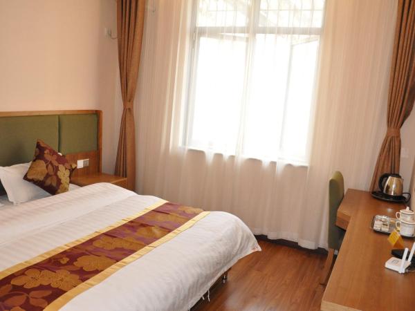 Holly's Hostel : photo 6 de la chambre chambre lit king-size standard