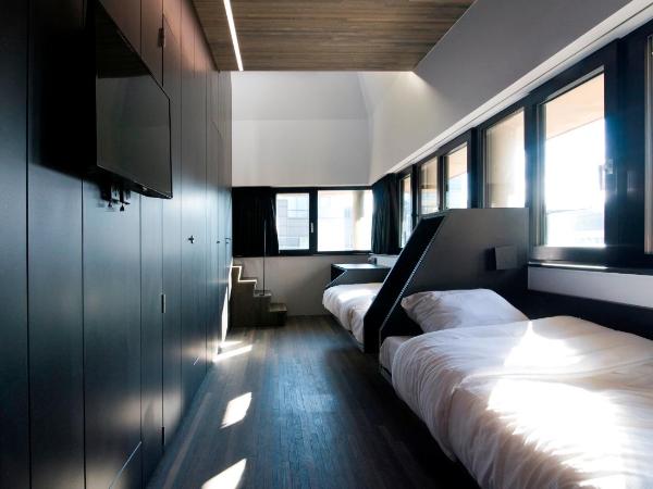 Sleep Well Youth Hostel : photo 4 de la chambre chambre quadruple en duplex