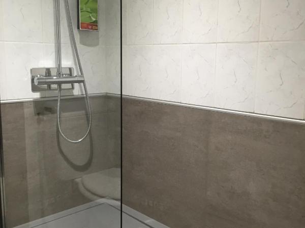 The Originals City, Hôtel Nevers Centre Gare : photo 4 de la chambre chambre double