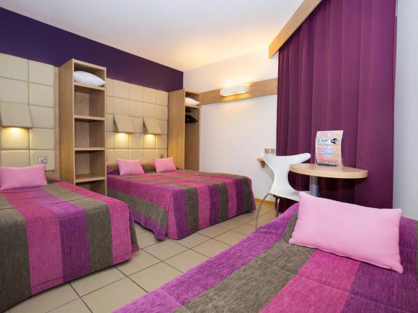 Hotel Espace Cite : photo 1 de la chambre chambre familiale