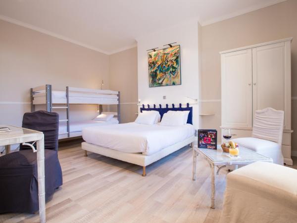 Chenal Hotel : photo 5 de la chambre chambre familiale (2 adultes + 2 enfants)