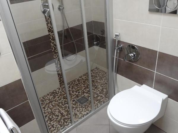 Hotel Piacenza : photo 8 de la chambre chambre triple