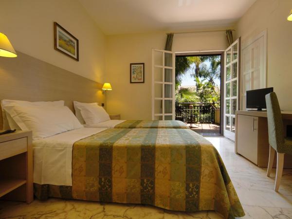 Hotel Borgo Verde : photo 5 de la chambre chambre double ou lits jumeaux avec balcon