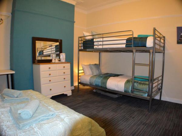 Birchfields Guest House : photo 8 de la chambre chambre quadruple