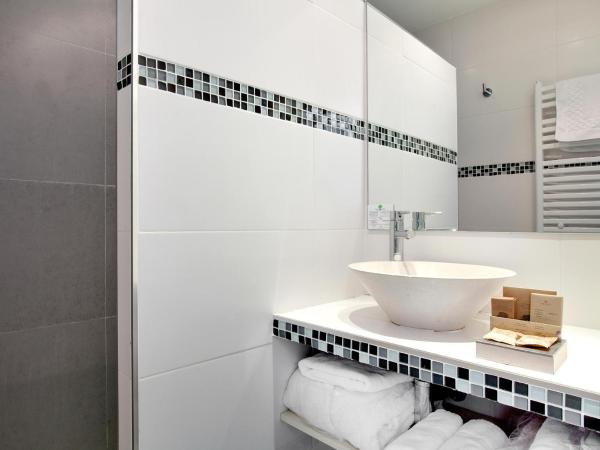 Le Mas de Cocagne : photo 6 de la chambre suite junior (2 adultes)