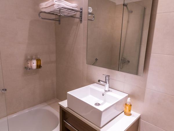 Dazzler by Wyndham Polo : photo 1 de la chambre chambre lit queen-size accessible aux personnes à mobilité réduite - non-fumeurs