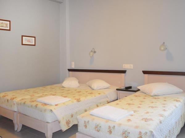 Mirabello Hotel : photo 2 de la chambre chambre triple