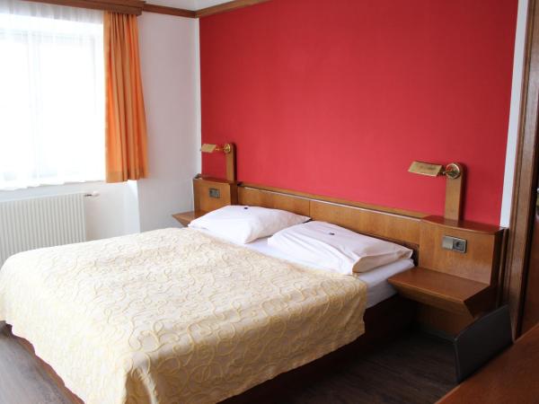 Hotel Restaurant Schweizerhaus : photo 1 de la chambre chambre double