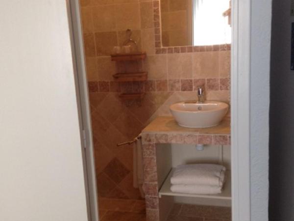 Hôtel le Chalet Fleuri : photo 3 de la chambre chambre triple