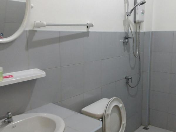 Baansanook Resort & Swimming Pool : photo 1 de la chambre bungalow climatisé