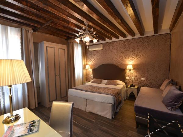 Hotel Villa Rosa : photo 4 de la chambre chambre triple