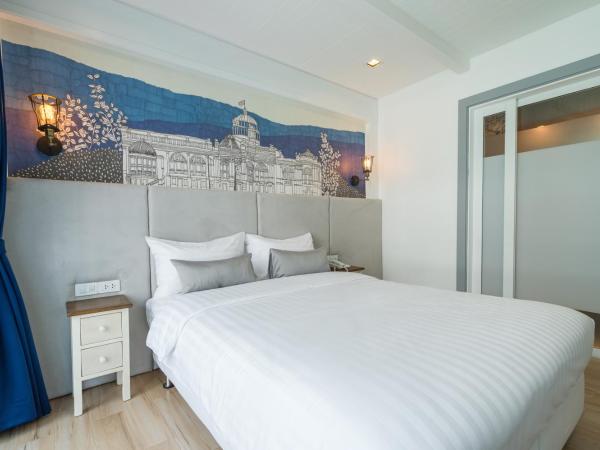 White Ivory Bed And Breakfast : photo 3 de la chambre chambre double deluxe avec balcon