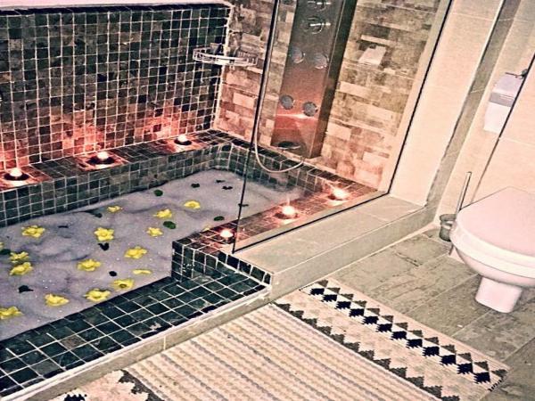 Ocean Villas Apart Hotel : photo 1 de la chambre suite avec terrasse