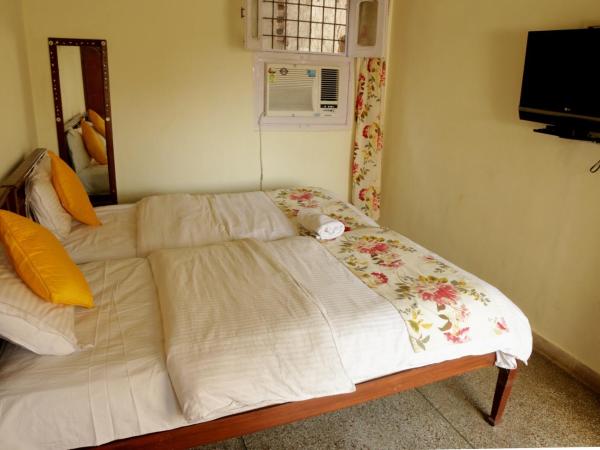 Sneh Deep Guest House : photo 7 de la chambre chambre double deluxe