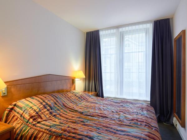 Hotel Hine Adon Fribourg : photo 2 de la chambre suite familiale 1 chambre avec kitchenette 