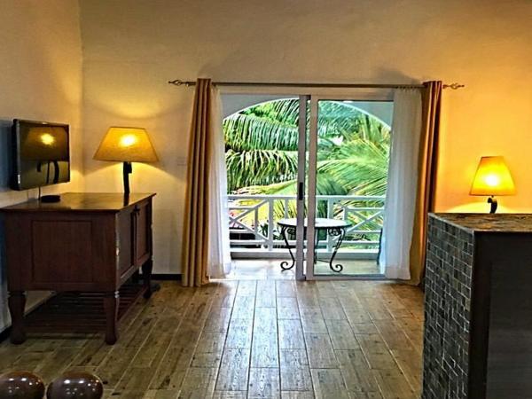 Ocean Villas Apart Hotel : photo 9 de la chambre chambre double - vue partielle sur mer.