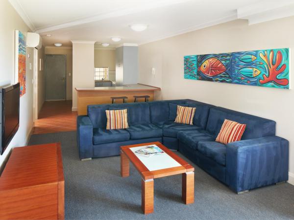 Seashells Scarborough : photo 2 de la chambre appartement 2 chambres coquillages dans l'aile - vue partielle sur océan