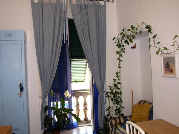 B&B Blue Home : photo 4 de la chambre chambre simple avec salle de bains commune