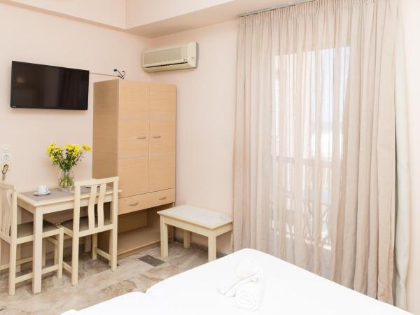 Marilyn Apartments : photo 3 de la chambre studio Économique (2 adultes)