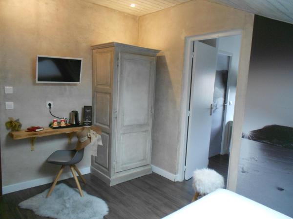 Cit'Hotel Avantici Gap : photo 7 de la chambre chambre familiale (4 adultes)