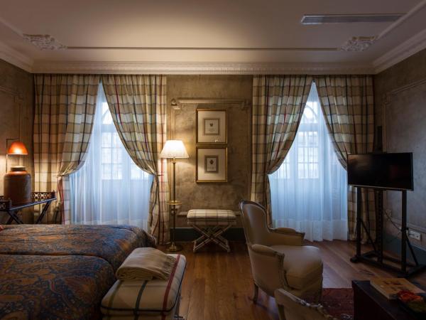 M Maison Particulière Porto : photo 6 de la chambre suite - vue sur ville