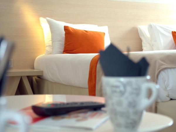 Kyriad Prestige Vannes Centre-Palais des Arts : photo 5 de la chambre chambre double supérieure