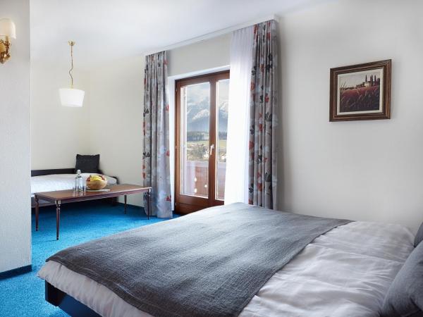 Muttererhof : photo 3 de la chambre chambre double avec balcon au sud