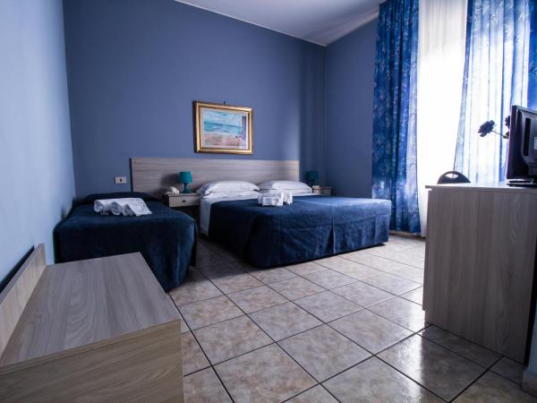 Miramare Hotel : photo 2 de la chambre chambre triple