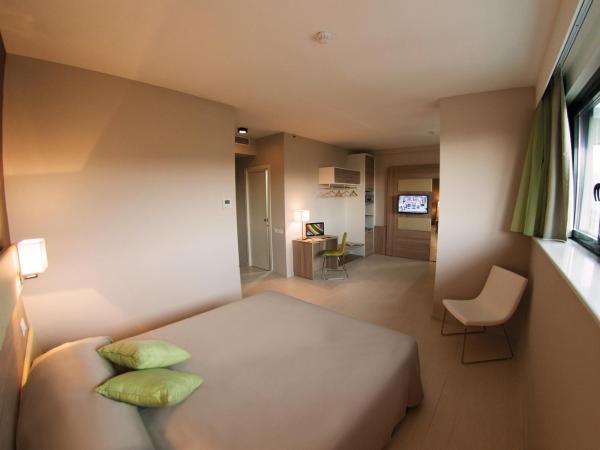 Hotel Cristina : photo 7 de la chambre chambre triple