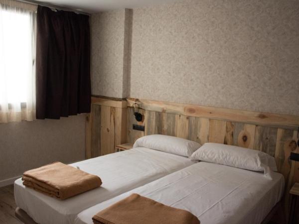 Black Swan Hostel Sevilla : photo 6 de la chambre chambre double avec salle de bains privative