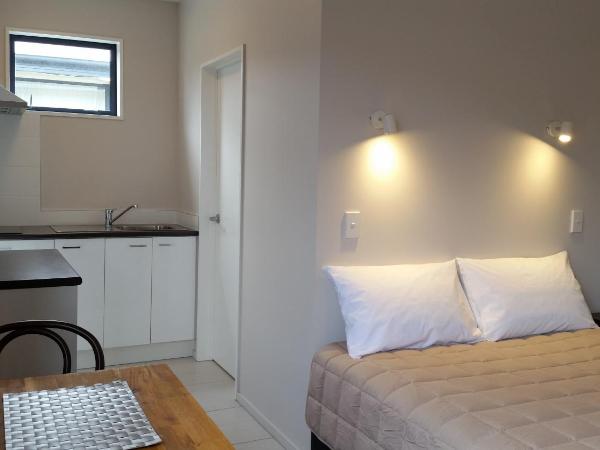 319 Addington Motel : photo 4 de la chambre queen studio with bath (3 adults)