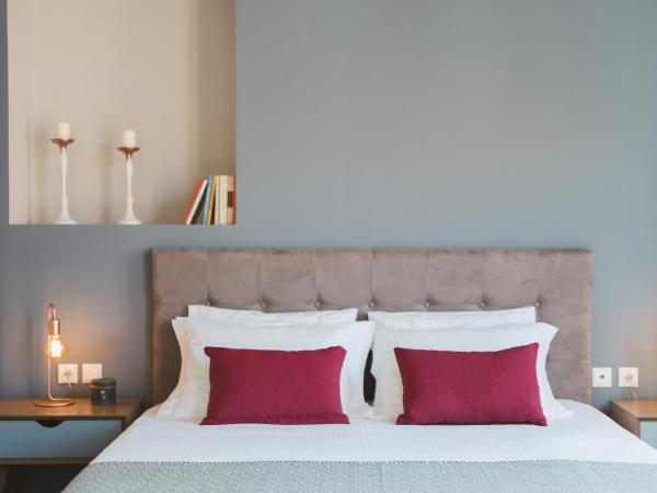 Bluebell Luxury Suites : photo 3 de la chambre suite junior supérieure avec balcon