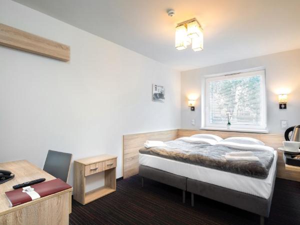 Automobil Hotel : photo 2 de la chambre chambre double