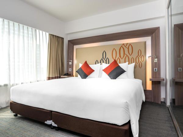 Hilton Garden Inn Bangkok Silom : photo 1 de la chambre chambre lit king-size