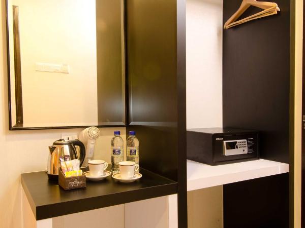 Hotel Nusa CT : photo 7 de la chambre chambre lit king-size supérieure