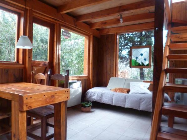 Cabaña Entre Lagos y Montañas : photo 5 de la chambre cottage - vue sur jardin