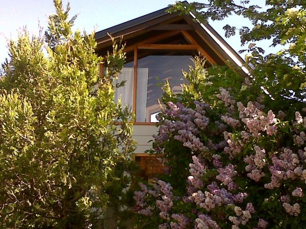 Cabaña Entre Lagos y Montañas : photo 3 de la chambre cottage - vue sur jardin