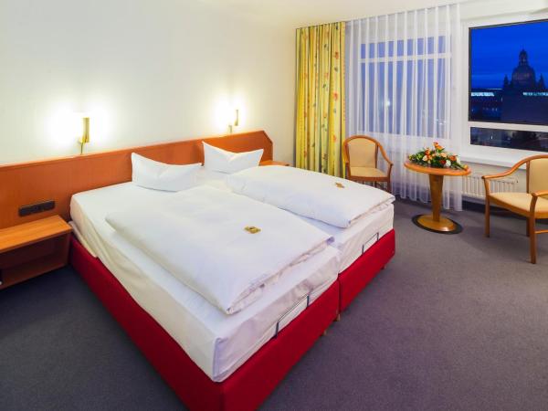 Hotel Am Terrassenufer : photo 3 de la chambre chambre double standard