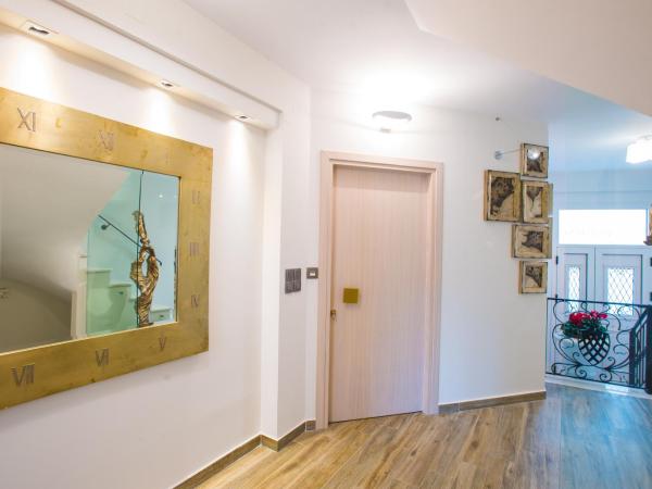 Villa Vilielmini : photo 5 de la chambre studio - accessible aux personnes à mobilité réduite 