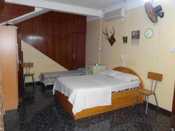 Son House Studio : photo 2 de la chambre chambre double avec balcon (2 adultes + 1 enfant)