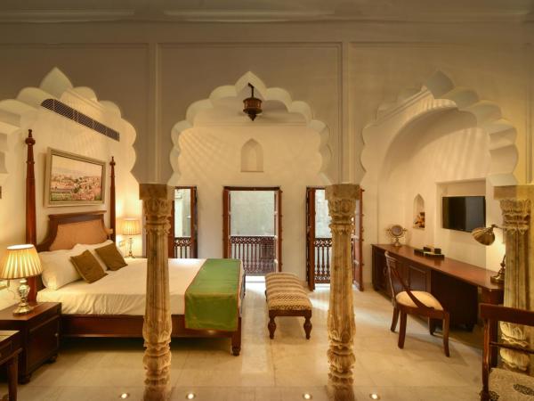 Haveli Dharampura - UNESCO awarded Boutique Heritage Hotel : photo 1 de la chambre shahjahan suites - haveli dharampura
