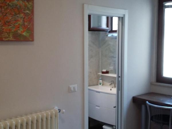 Azzurretta Guest House : photo 10 de la chambre suite standard