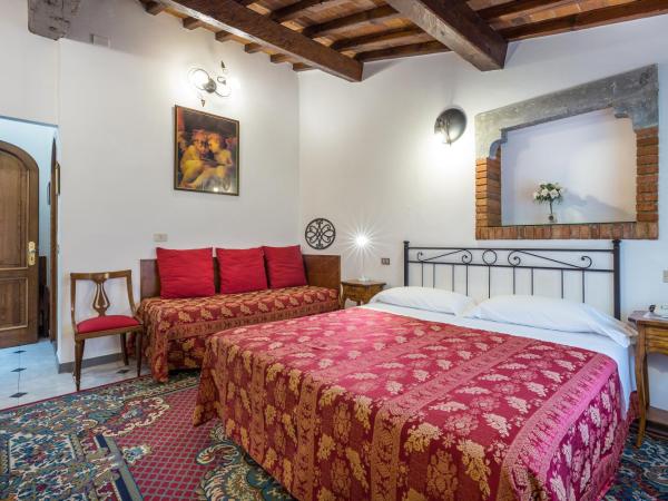 Hotel Collodi Firenze : photo 2 de la chambre chambre triple