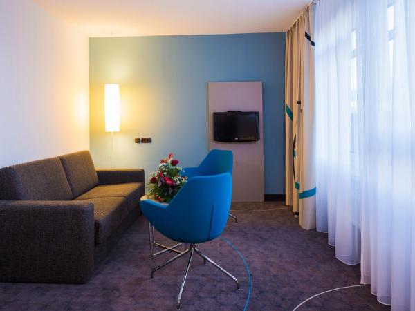 Hotel Am Terrassenufer : photo 4 de la chambre suite junior