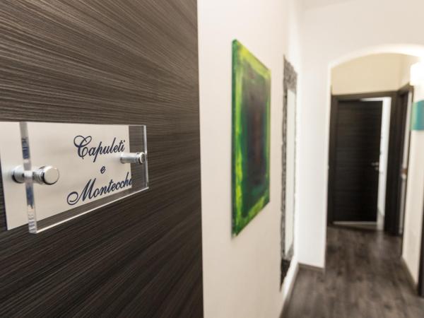 Etna Suite Group : photo 1 de la chambre chambre quadruple avec balcon